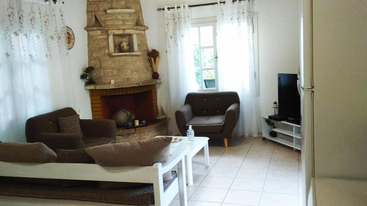 "Villa Kanavos" Apts Matala Eksteriør billede