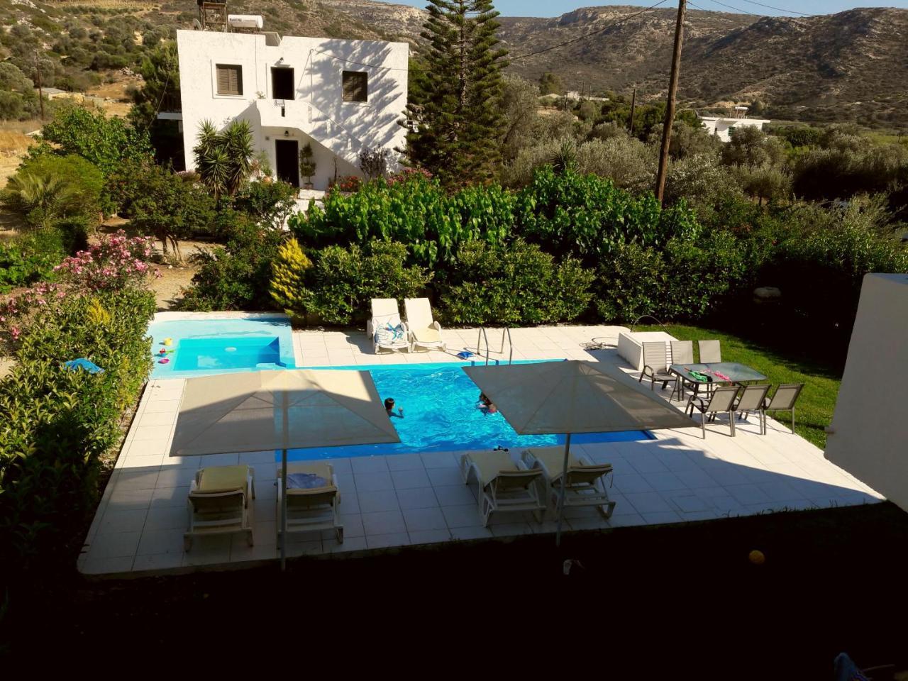 "Villa Kanavos" Apts Matala Eksteriør billede